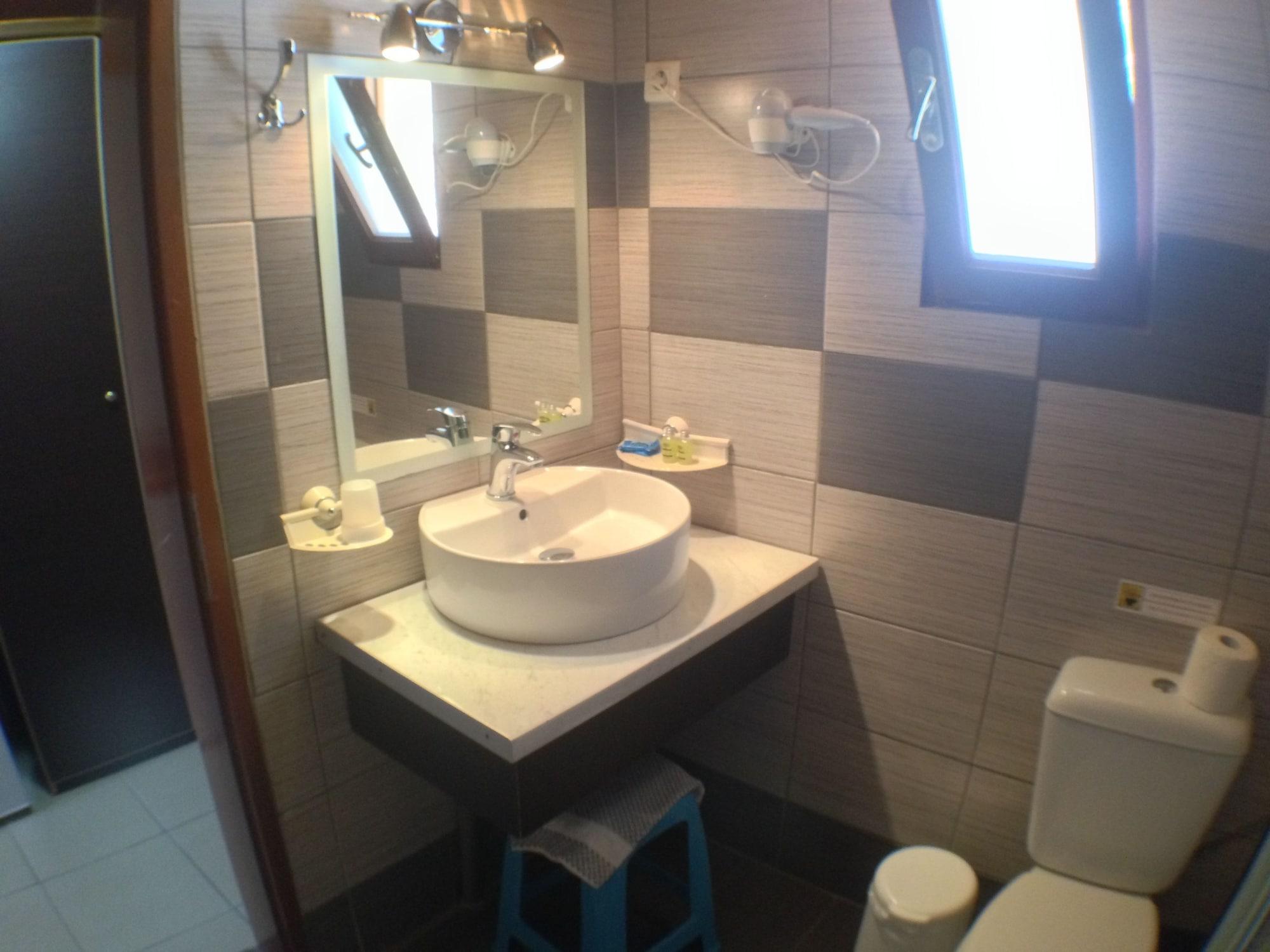 Politia Hotel Áyios Nikítas Buitenkant foto