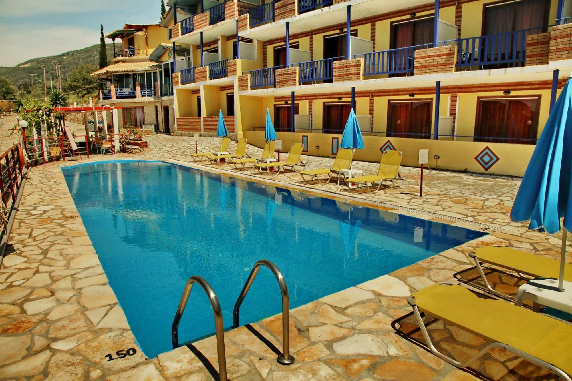 Politia Hotel Áyios Nikítas Buitenkant foto