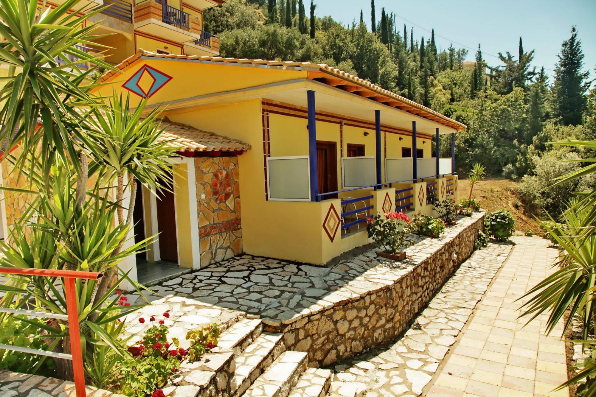Politia Hotel Áyios Nikítas Buitenkant foto